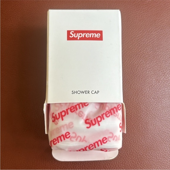 Supreme Shower Cap - Brand New Authentic - Picture 6 of 6